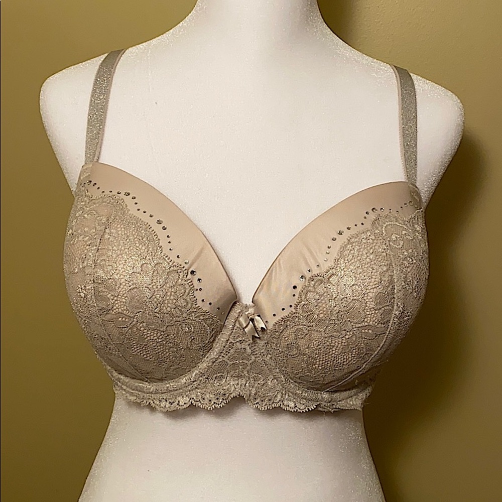 Victoria’s Secret Dream Angels Lined Demi Bra